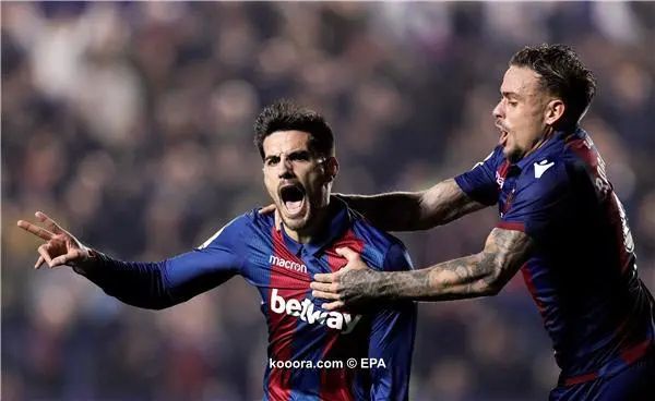 ?i=epa%2fsoccer%2f2018-12%2f2018-12-03%2f2018-12-03-07206867_epa