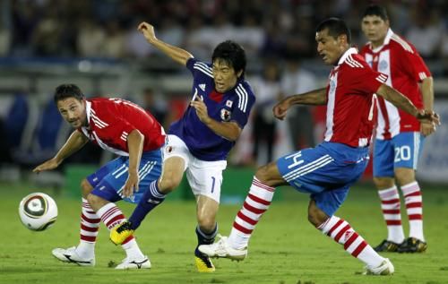 2010-09-04t123300z_01_yok707_rtridsp_3_soccer-japan_reuters