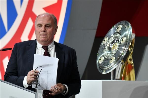 أولي هونيس رئيس بايرن ميونخ