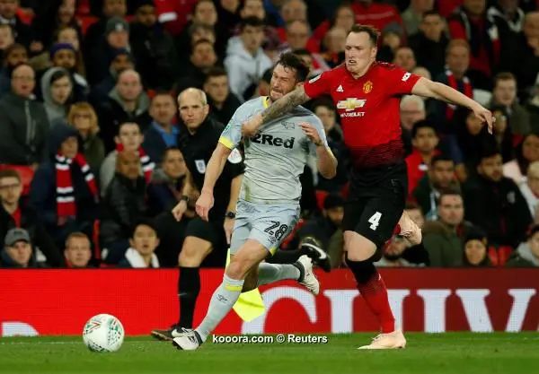 ?i=reuters%2f2018-09-25%2f2018-09-25t195202z_1573182037_rc15aaa822e0_rtrmadp_3_soccer-england-mun-drb_reuters