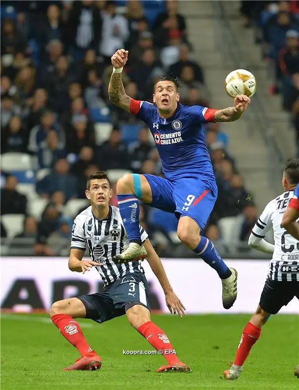 ?i=epa%2fsoccer%2f2018-12%2f2018-12-06%2f2018-12-06-07211611_epa