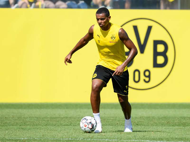 مانويل اكانجي 