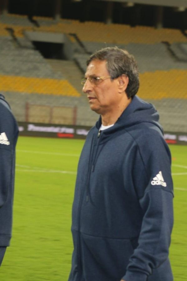  مصطفى يونس