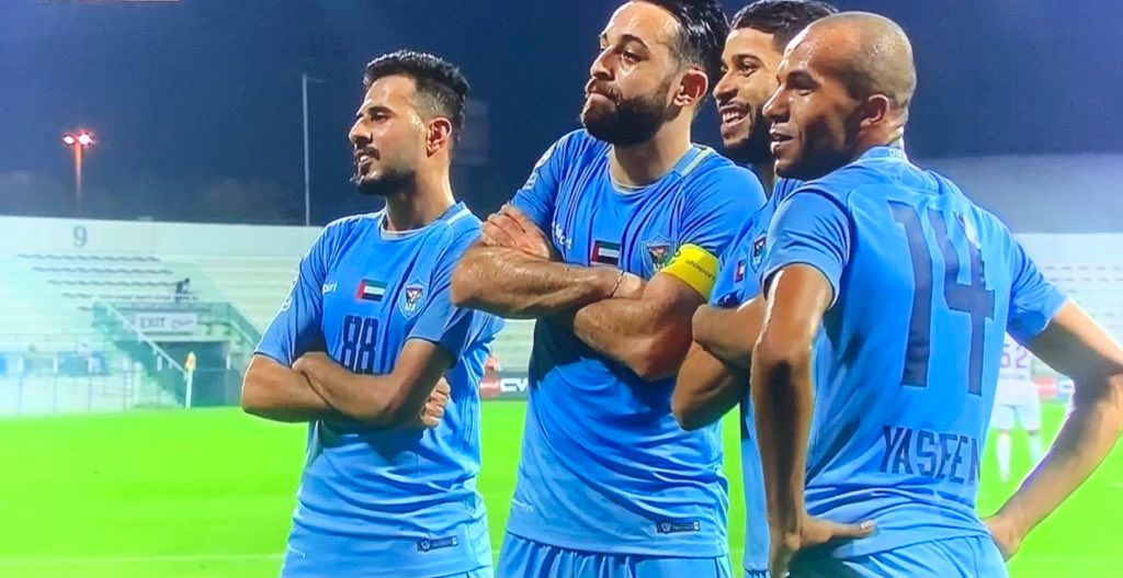 فرحة لاعبي دبا الفجيرة 
