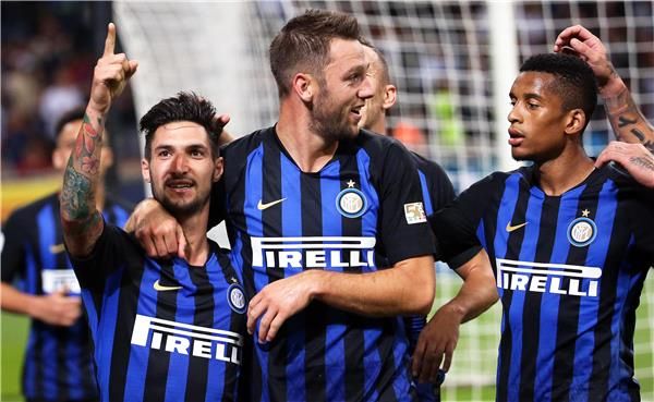 لاعبو إنتر ميلان