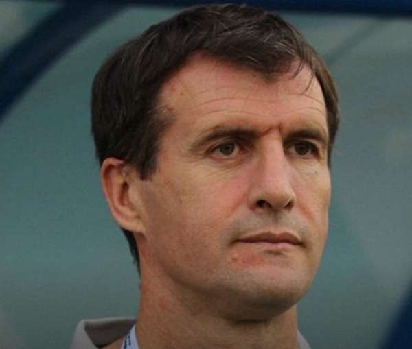 نيناد فانيج