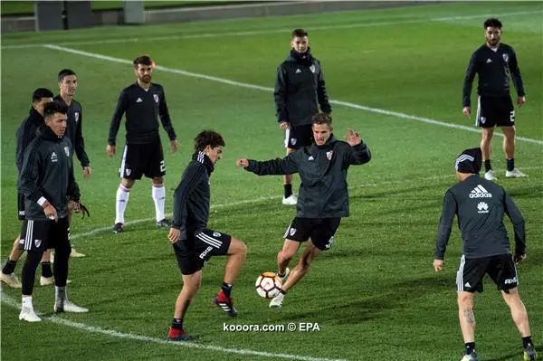 ?i=epa%2fsoccer%2f2018-12%2f2018-12-06%2f2018-12-06-07213139_epa