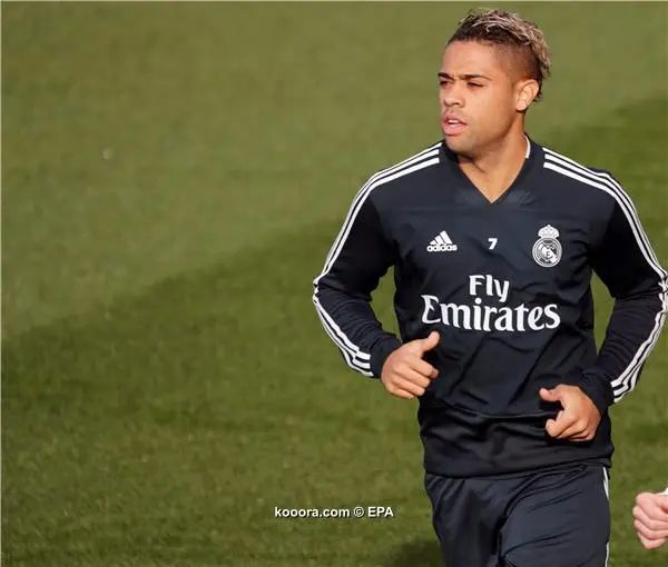 ?i=epa%2fsoccer%2f2018-12%2f2018-12-08%2f2018-12-08-07216429_epa