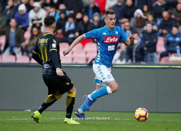 ?i=reuters%2f2018-12-08%2f2018-12-08t143838z_833117506_rc198a220600_rtrmadp_3_soccer-italy-nap-fro_reuters