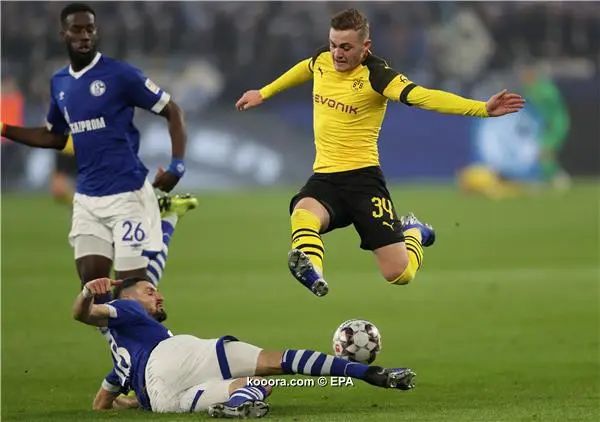 ?i=epa%2fsoccer%2f2018-12%2f2018-12-08%2f2018-12-08-07217636_epa