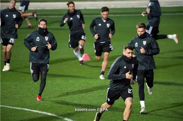 ?i=epa%2fsoccer%2f2018-12%2f2018-12-06%2f2018-12-06-07213133_epa