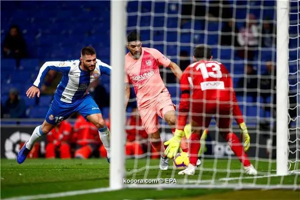 ?i=epa%2fsoccer%2f2018-12%2f2018-12-08%2f2018-12-08-07218374_epa