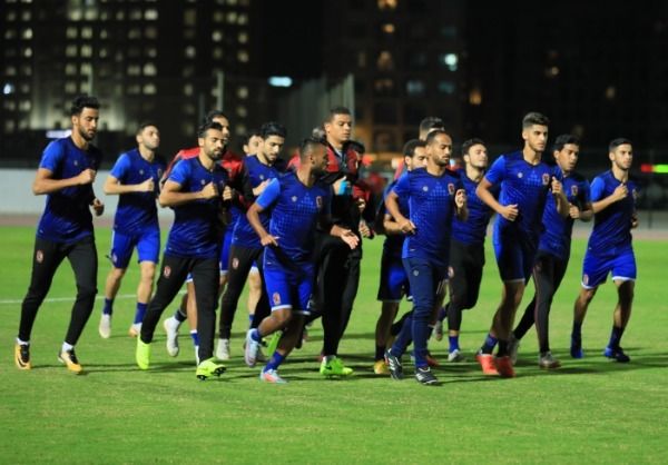 لاعبو الأهلي