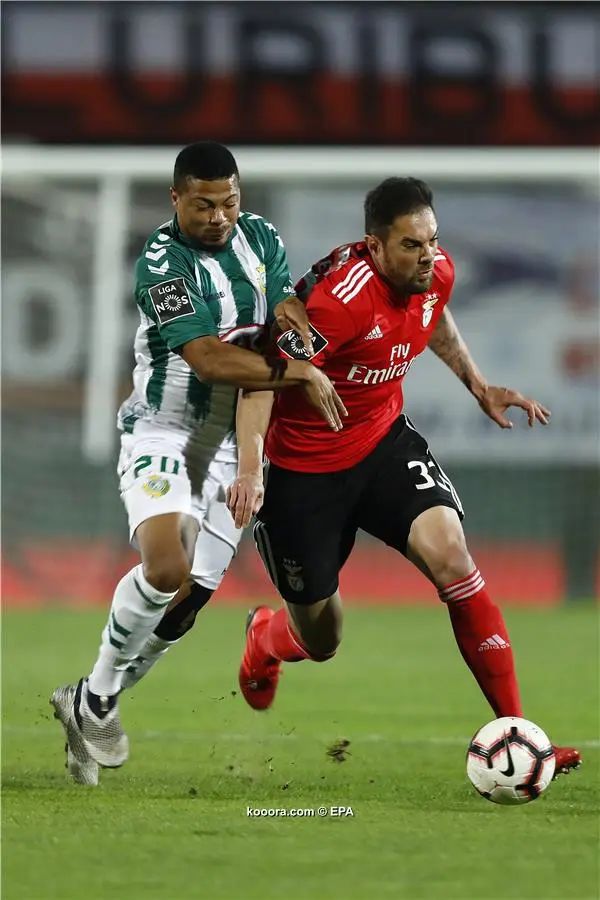 ?i=epa%2fsoccer%2f2018-12%2f2018-12-08%2f2018-12-08-07218456_epa