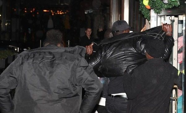 7196700-6475375-image-a-1_1544353435112