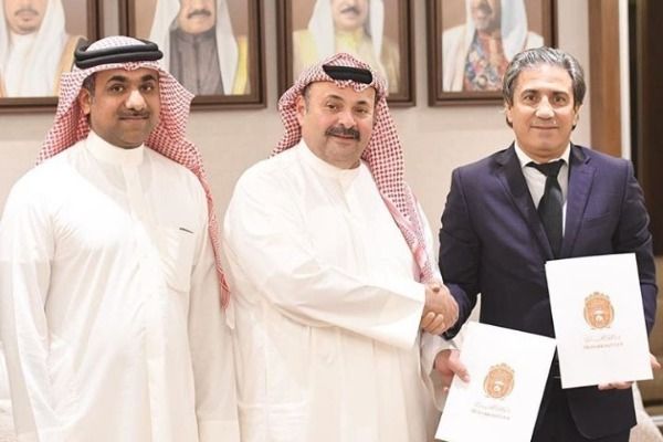 من التوقيع على عقد المحرق