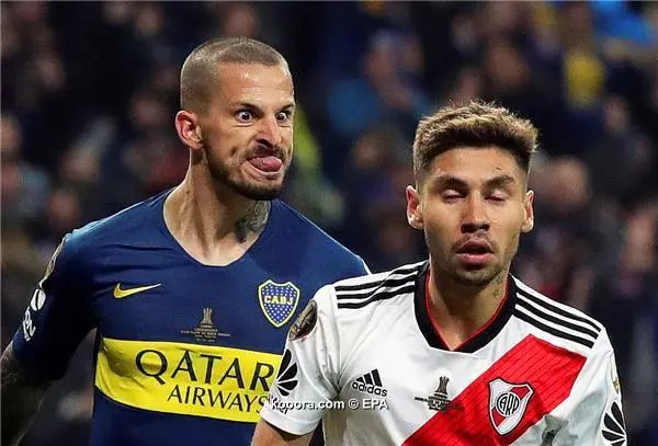 ?i=epa%2fsoccer%2f2018-12%2f2018-12-09%2f2018-12-09-07220495_epa