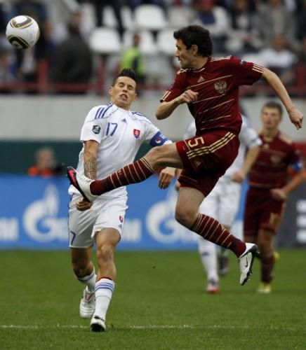 2010-09-07t152426z_01_mos301_rtridsp_3_soccer-euro_reuters