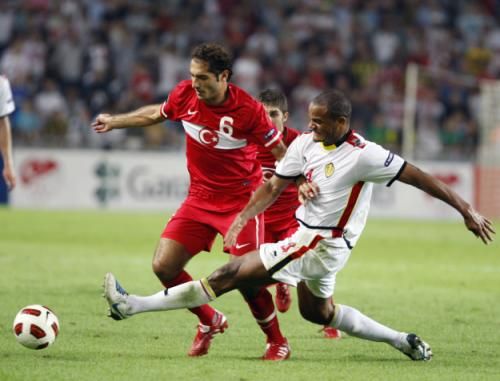 2010-09-07t200502z_01_osm11_rtridsp_3_soccer-euro_reuters