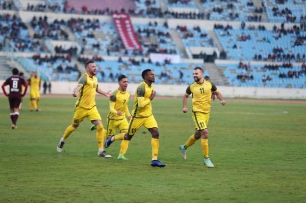 لاعبو العهد