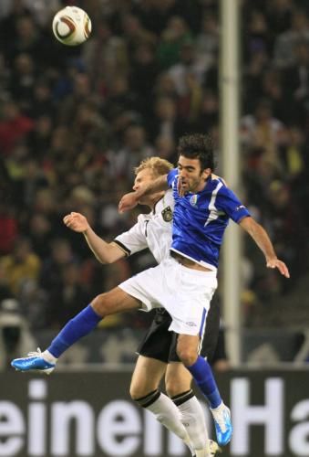 2010-09-07t203608z_01_wr01_rtridsp_3_soccer-euro_reuters