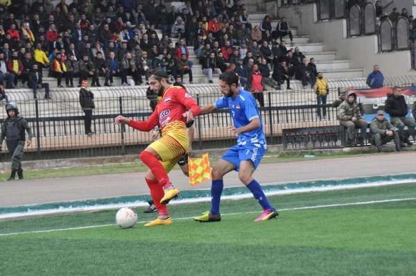 من مباريات تشرين في الدوري