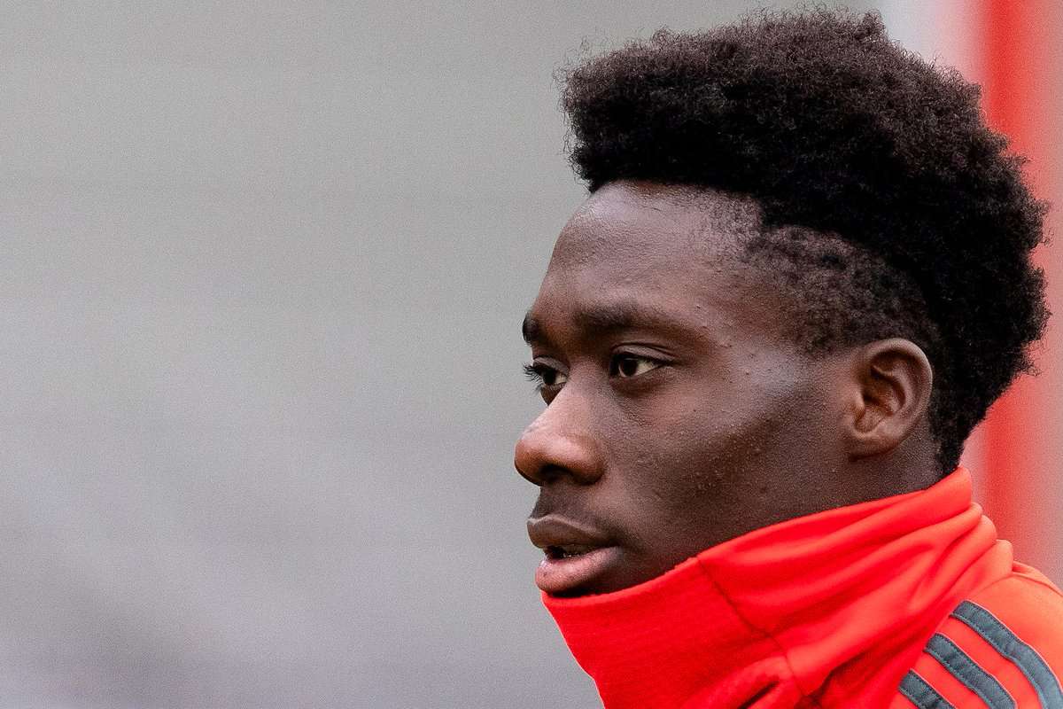 ألفونسو ديفيز