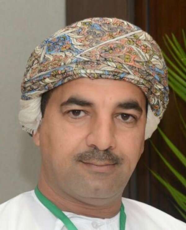 ياسر الرواحي 