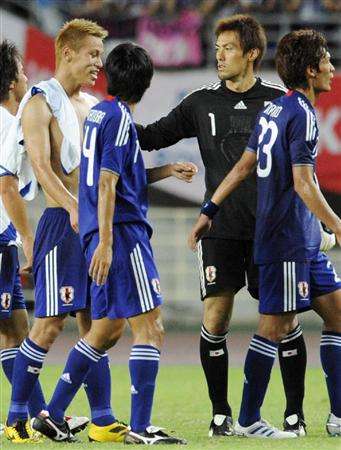 الحارس نارازاكي بعد نهاية آخر مبارياته الدولية