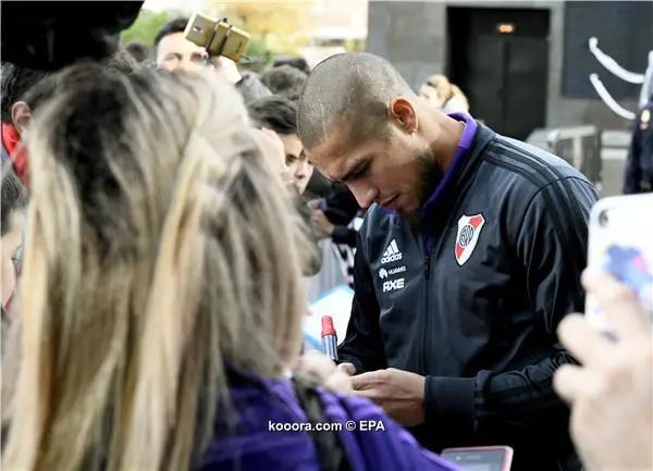 ?i=epa%2fsoccer%2f2018-12%2f2018-12-11%2f2018-12-11-07223915_epa