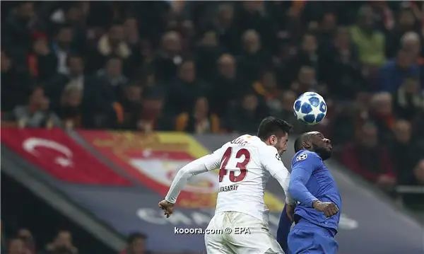 ?i=epa%2fsoccer%2f2018-12%2f2018-12-11%2f2018-12-11-07224330_epa