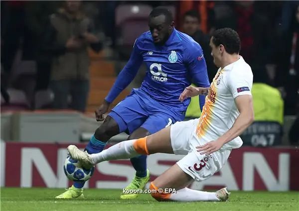 ?i=epa%2fsoccer%2f2018-12%2f2018-12-11%2f2018-12-11-07224311_epa