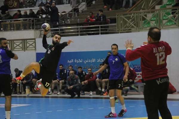 من لقاء الأهلي والسلط اليوم