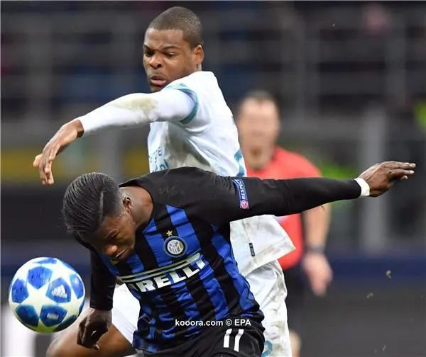 ?i=epa%2fsoccer%2f2018-12%2f2018-12-11%2f2018-12-11-07224710_epa