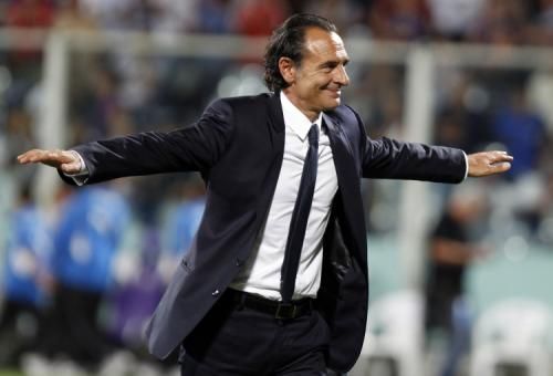 2010-09-07t210702z_01_sre111_rtridsp_3_soccer-euro_reuters