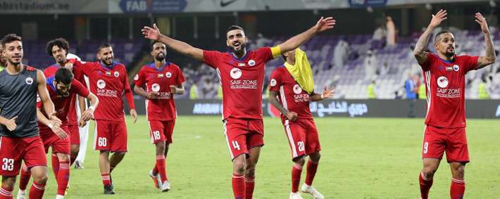 لاعبو الشارقة 