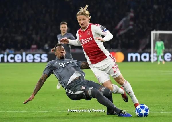 ?i=reuters%2f2018-12-12%2f2018-12-12t215432z_216416763_rc14b2521320_rtrmadp_3_soccer-champions-aja-bay_reuters