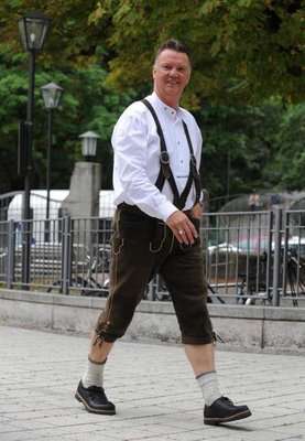 مدرب باييرن ميونيخ الهولندي فان غال