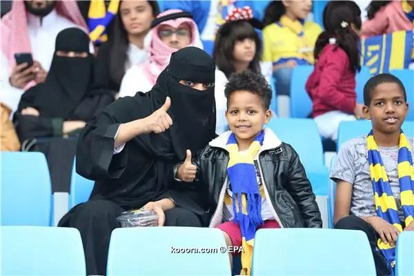 ?i=epa%2fsoccer%2f2018-12%2f2018-12-14%2f2018-12-14-07231016_epa