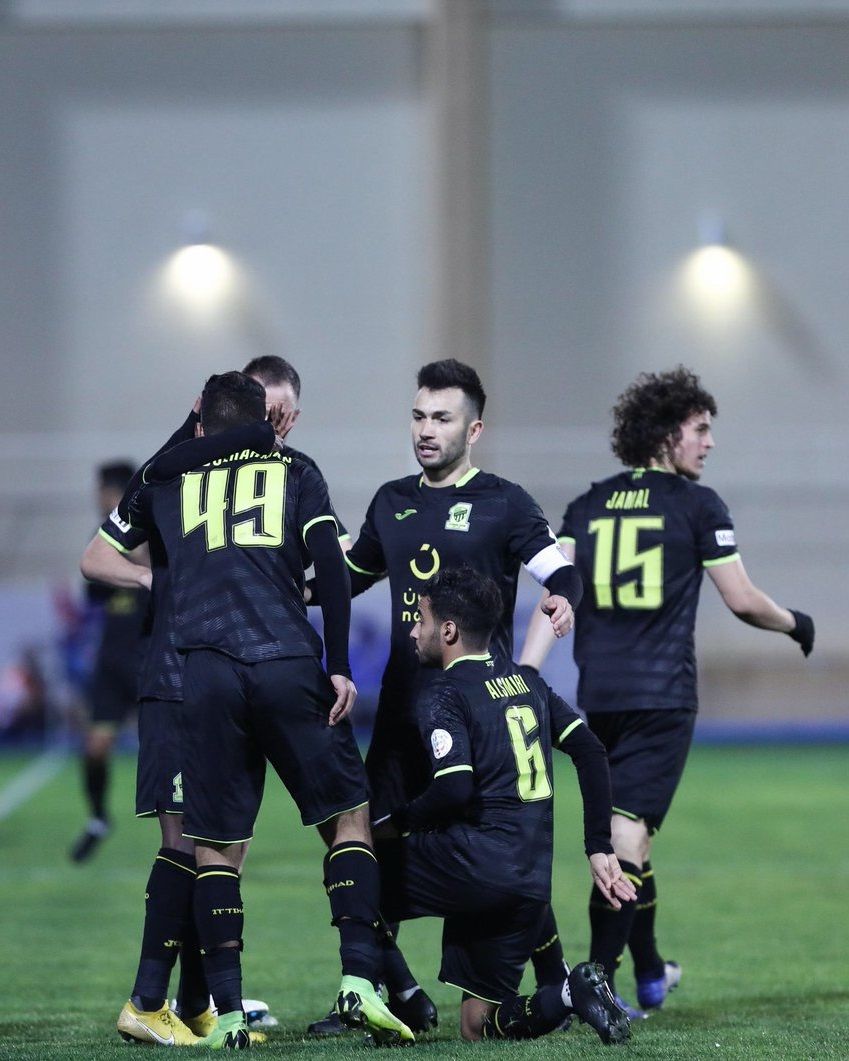 فرحة لاعبي اتحاد جدة 