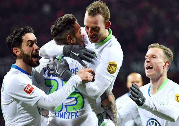 فرحة لاعبي فولفسبورج