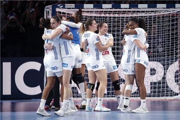 لاعبات فرنسا