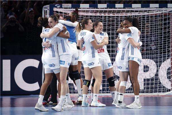 لاعبات فرنسا