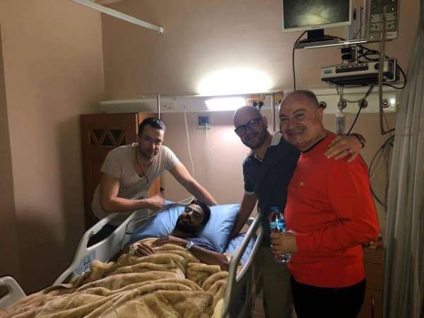 اللاعب في المستشفى