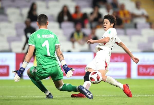 أوتشيدا في لقاء كاشيما وجوادالاخارا