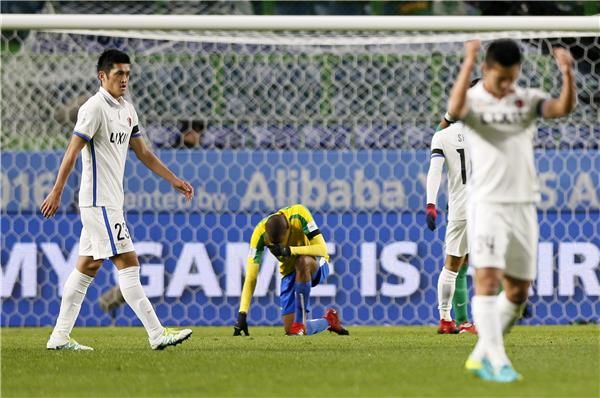 كاشيما الياباني وصن داونز الجنوب الأفريقي