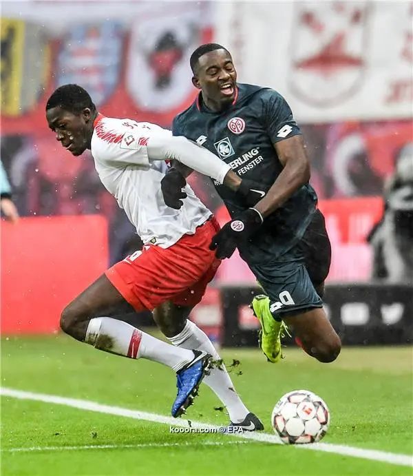 ?i=epa%2fsoccer%2f2018-12%2f2018-12-16%2f2018-12-16-07235538_epa