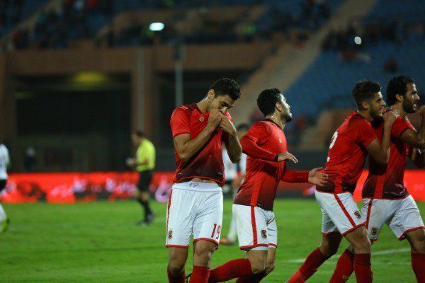 لاعبو الأهلي