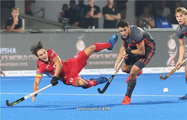 ?i=epa%2fhockey%2f2018-12%2f2018-12-16-07235841_epa