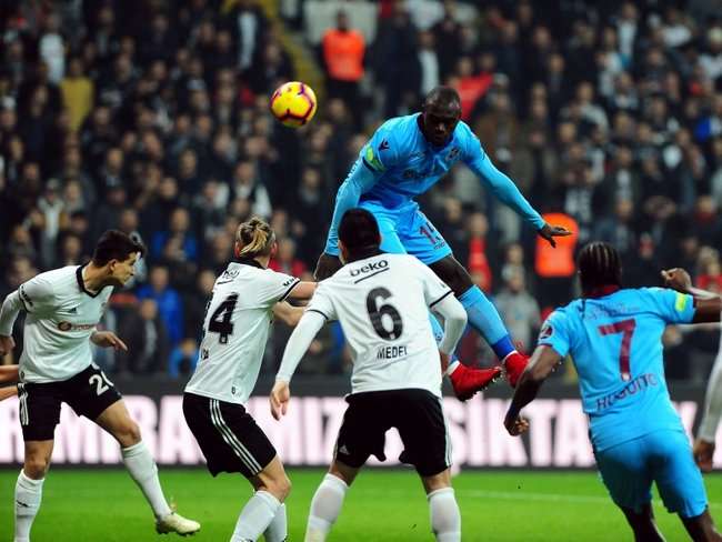 جانب من مباراة طرابزون سبور وبشكتاش